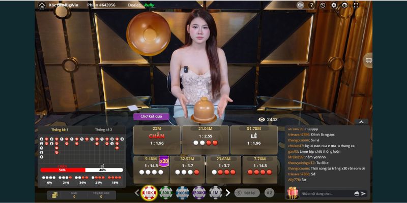 Giao diện chơi xóc đĩa live cùng dealer xinh đẹp